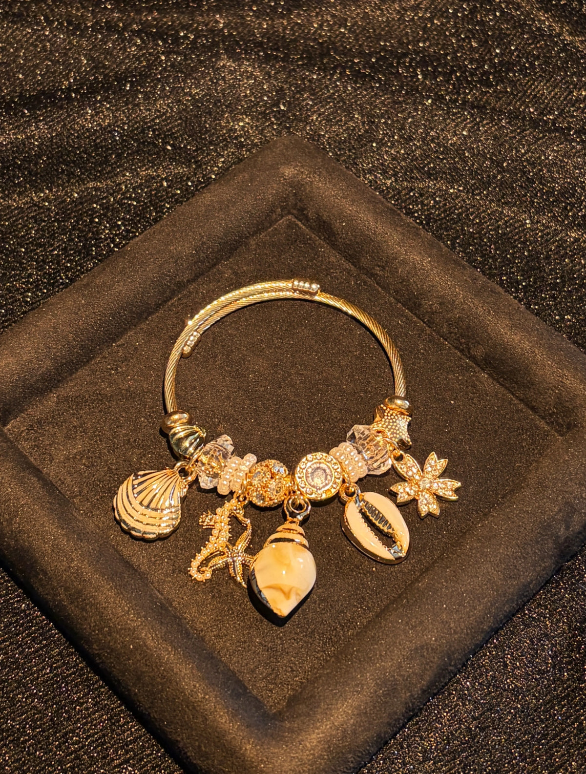 Gold Tone Open Cuff Bangle Bracelet, Ocean Theme Shell Starfish Seahorse Dangle Charms, Crystal Beaded Bracelet, Fashion Jewelry Gift for Women Teen Girls