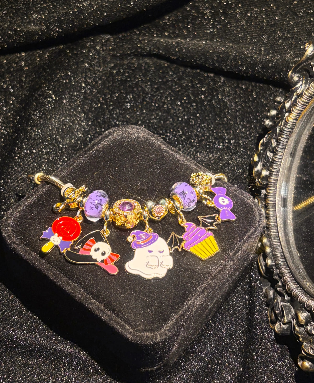 Halloween Multi-Charm Enamel Snake Chain Bracelet, Decorated with Ghost, Bat, Cupcake, Candy, Skull, Stackable Fashion Costume Jewelry Gift for Holiday Occasions