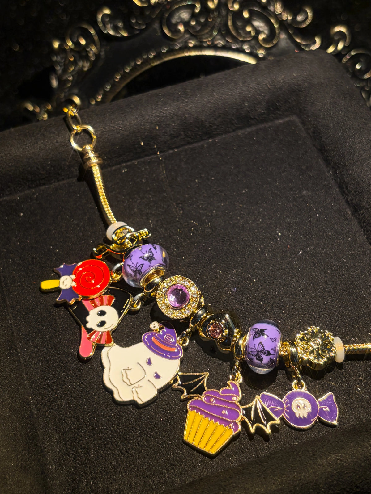 Halloween Multi-Charm Enamel Snake Chain Bracelet, Decorated with Ghost, Bat, Cupcake, Candy, Skull, Stackable Fashion Costume Jewelry Gift for Holiday Occasions
