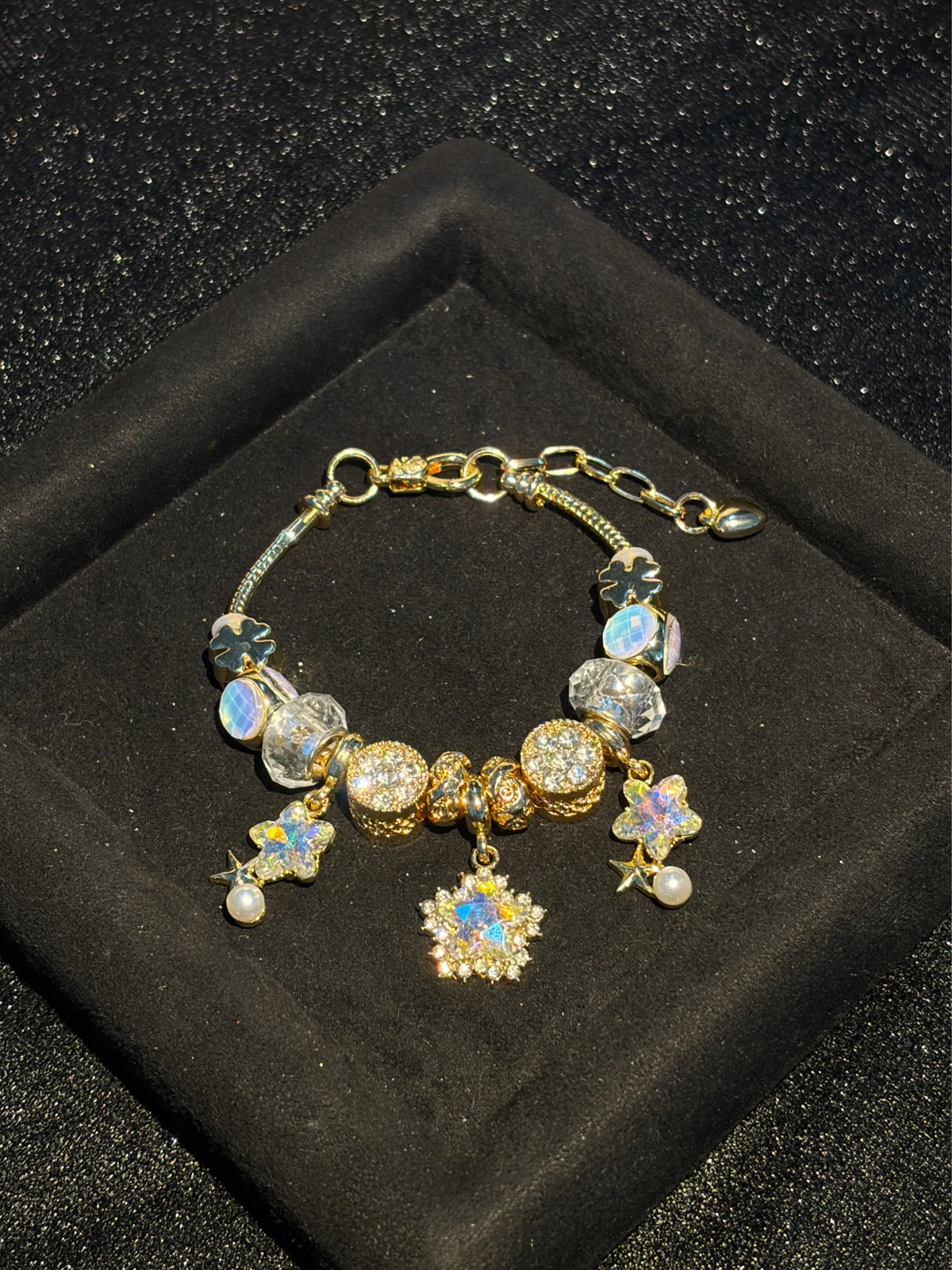 Women's Snowflake Star Charm Bracelet - Gold-Tone Adjustable Extension Chain Bangle with Iridescent Crystal Star Faux Pearl Pendants, Shiny Rhinestone Beads, Dreamy Fairy Theme Jewelry for Teen Girls, Birthday Holiday Gift