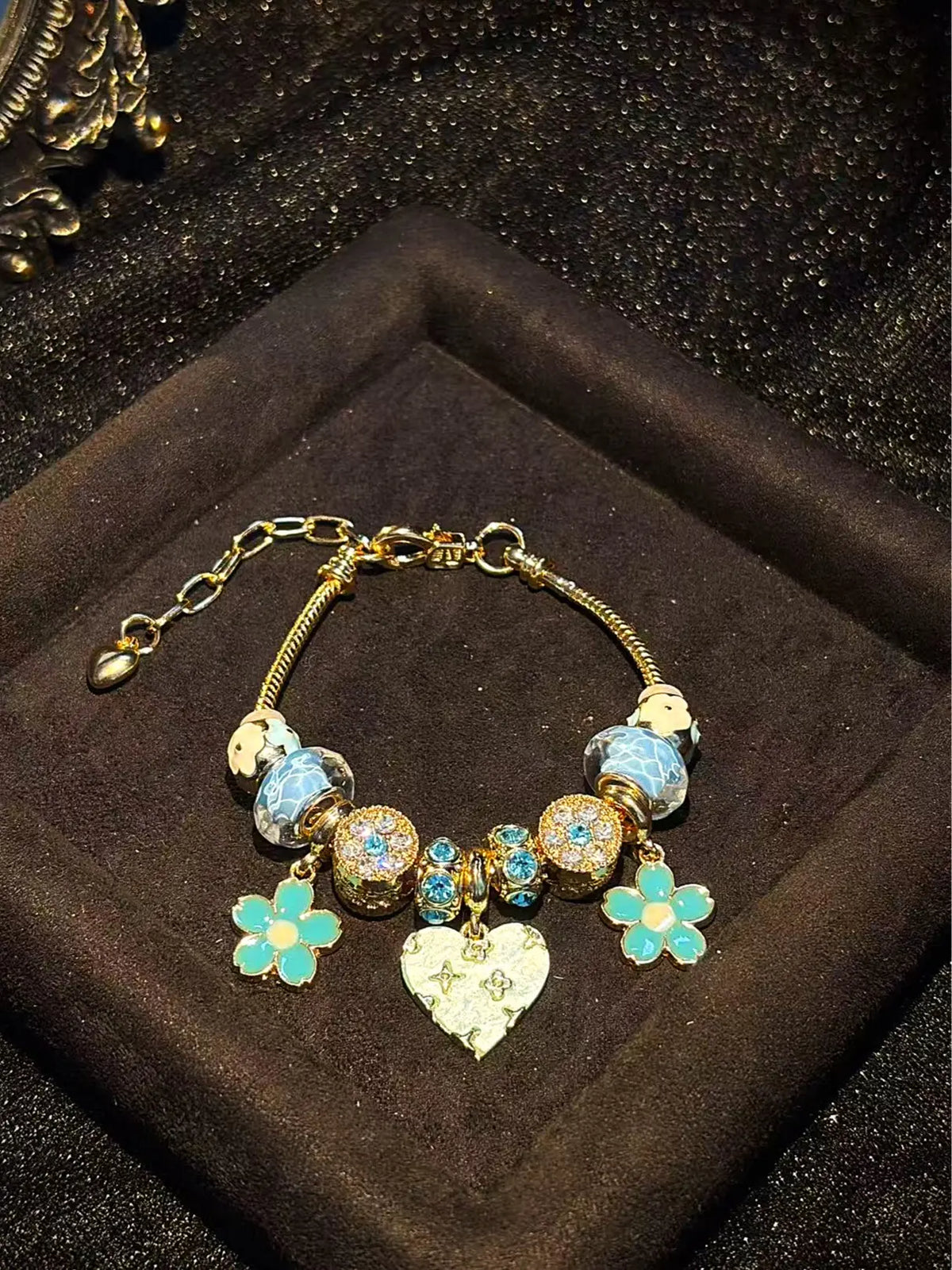 Womens Blue Heart Flower Charm Bracelet, Sparkling Rhinestone Beaded Snake Chain Bracelet, Elegant Dangle Charm Jewelry Gift for Women Teen Girls