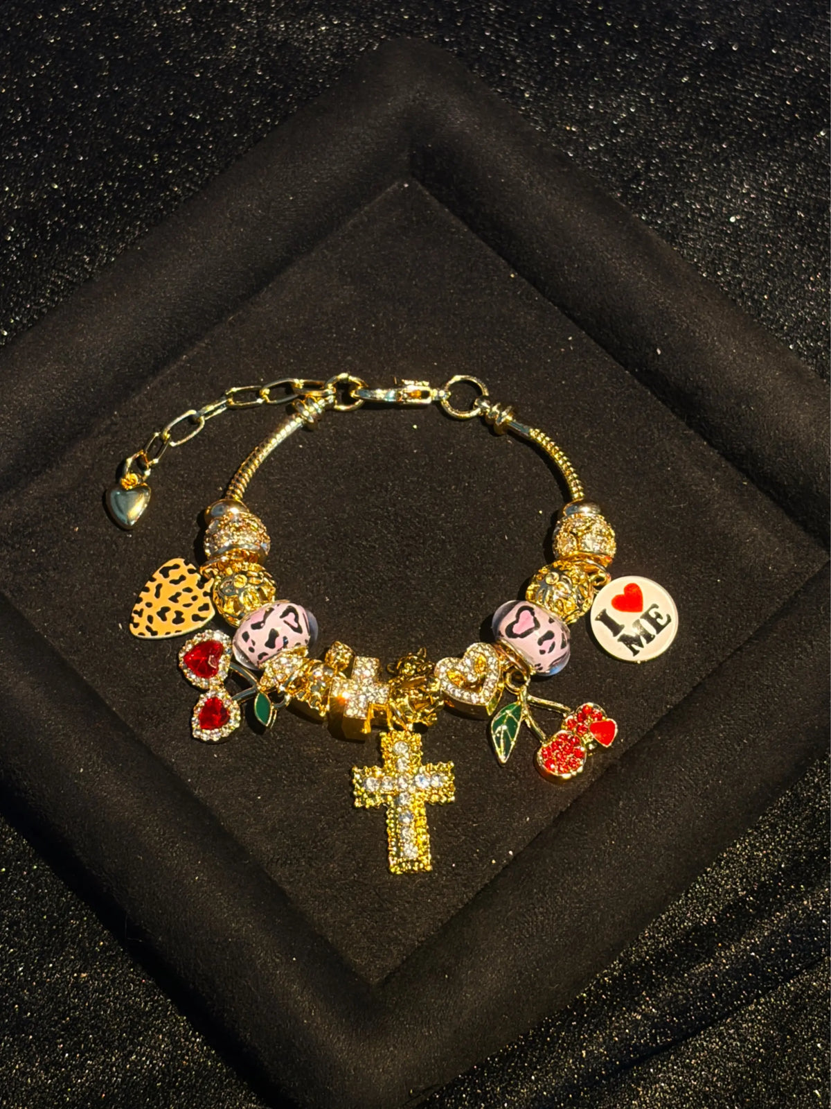 Women's Y2K Leopard Print Charm Bracelet - Gold-Tone Snake Chain, 9.85in Total Length, 2-Style Enamel Crystal Charms with 8-Ball, Cross, Cherry, Star Pendants, Fashion Costume Jewelry Gift for Girls
