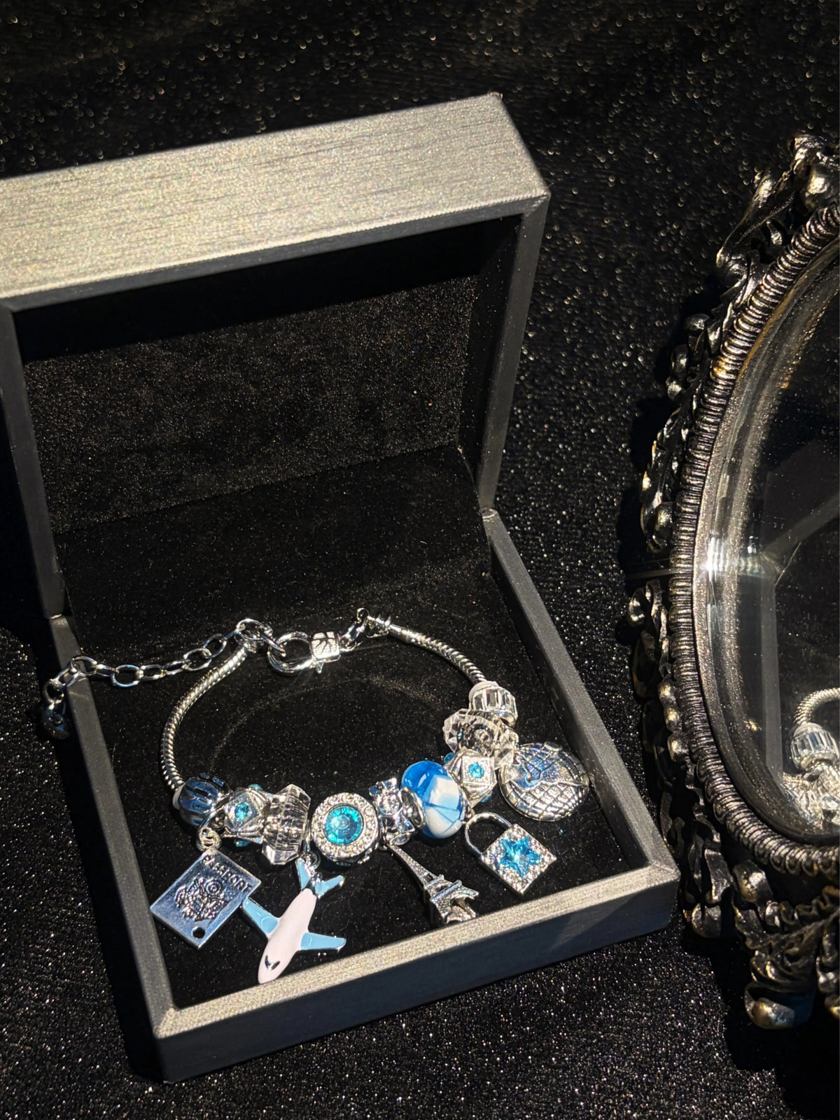 Travel Theme Charm Bracelet, Silver Tone Snake Chain Bracelet with Airplane, Eiffel Tower, Passport, Globe Lock Dangle Charms, Blue Crystal Beads Travel Souvenir Jewelry Gift for Women Girls
