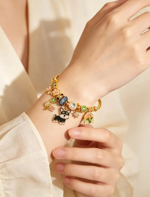 Tone Gold Twisted Wire Open Bangle Cute Schnauzer Dog Clover Floral Rhinestone Enamel Charm Bracelet Women Pet Lover Jewelry Gift