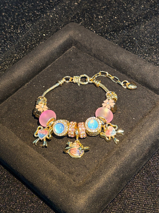 Dreamy Planet Charm Bracelet for Women, Gold‑tone Snake Chain Bracelet with Pink Flower、Heart Bow、Enamel Planet Dangle Charms, Sparkly Rhinestone Beads, Adjustable Link Extension Chain, Cute Aesthetic Hand Jewelry for Daily Wear、Birthday、Gift for Girls
