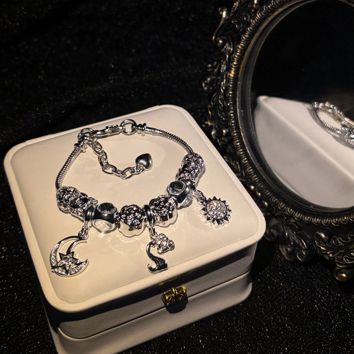 Stunning Silver‑Tone Sun Moon Zodiac Charm Bracelet Crystal Inlaid Constellation Pendant Bracelet Fashion Women Jewelry Birthday Gift