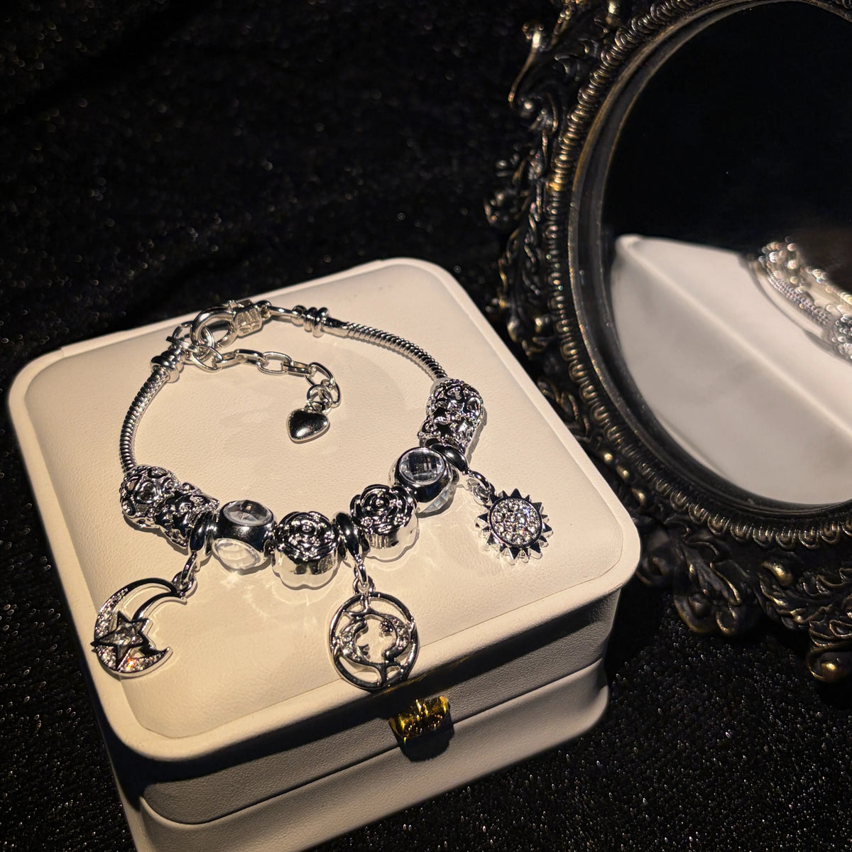 Stunning Silver‑Tone Sun Moon Zodiac Charm Bracelet Crystal Inlaid Constellation Pendant Bracelet Fashion Women Jewelry Birthday Gift