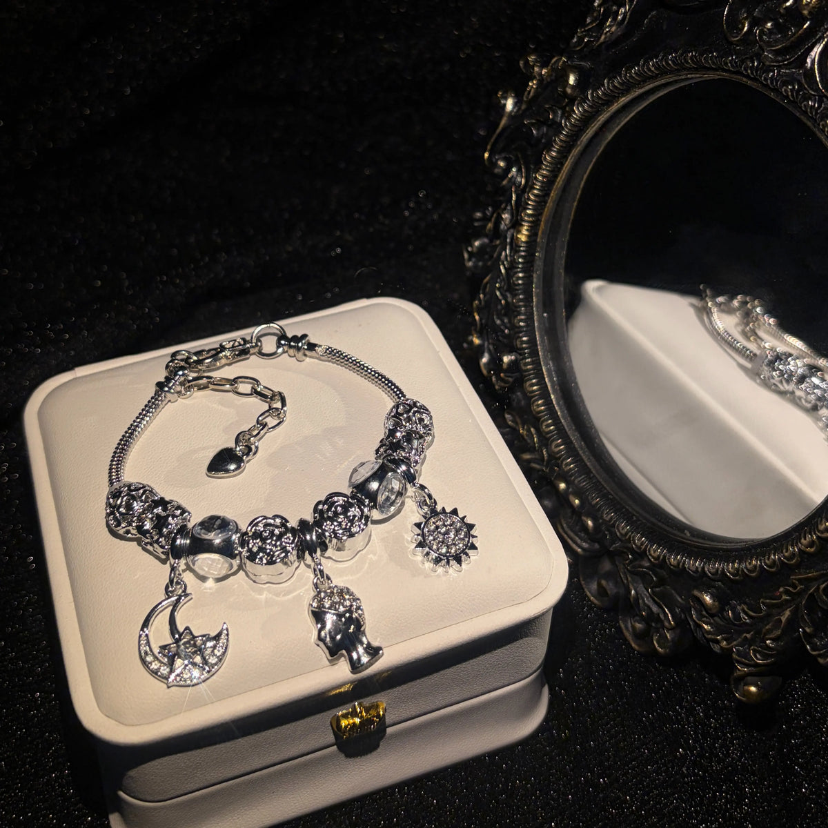 Stunning Silver‑Tone Sun Moon Zodiac Charm Bracelet Crystal Inlaid Constellation Pendant Bracelet Fashion Women Jewelry Birthday Gift