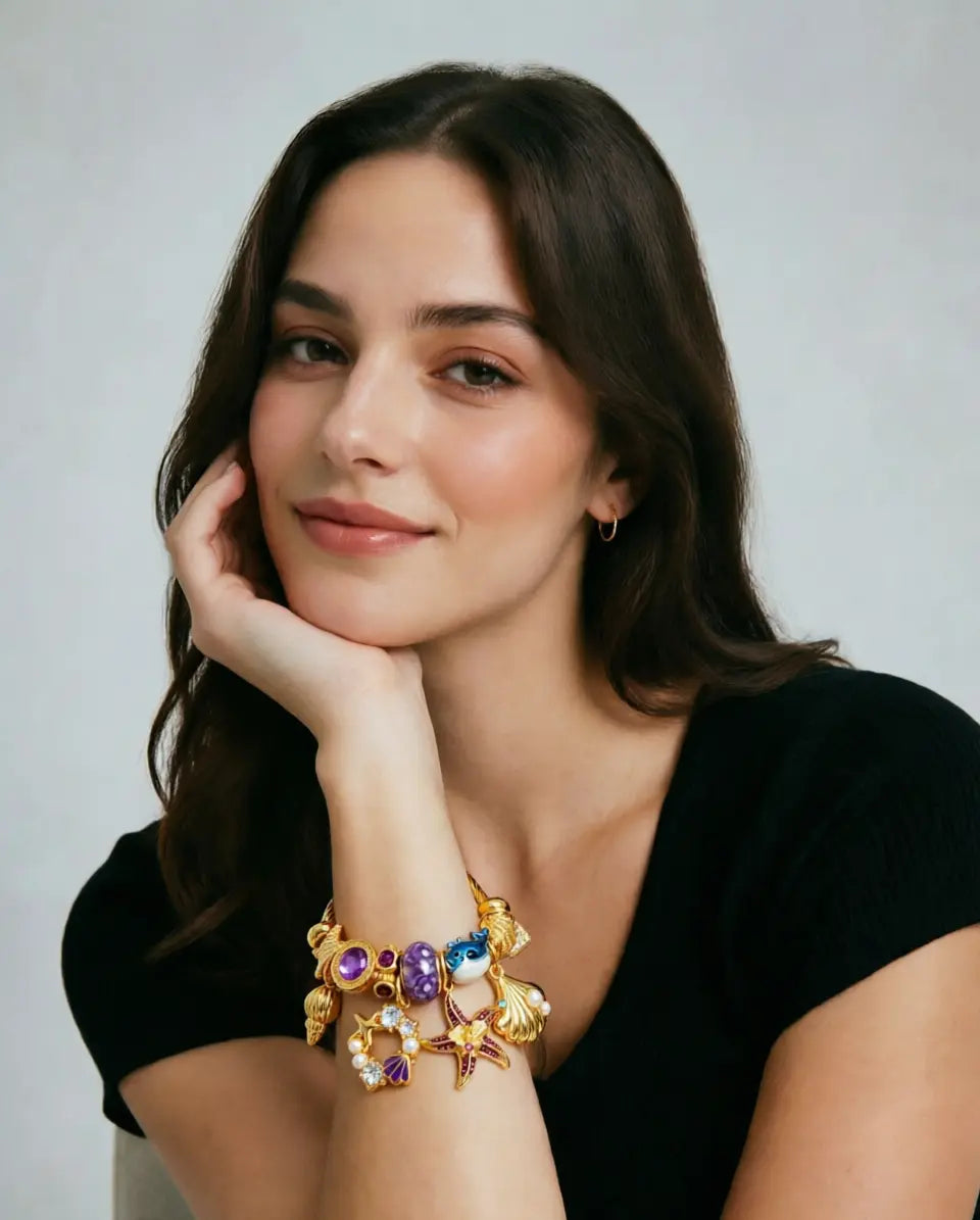 Ocean Dream Charm Bangle: Sparkling Starfish & Whale Open Cuff Bracelet for Women - Aesthetic Jewelry Gift