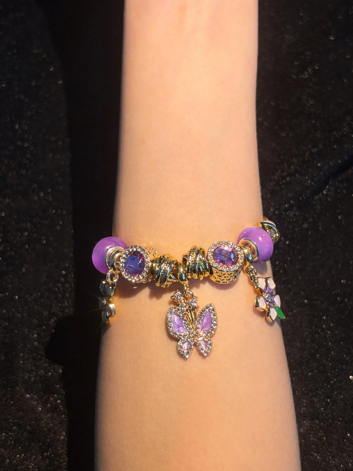 Gorgeous Gold‑Tone Snake Chain Wrist Bracelet for Women, Shiny Beaded Accessory with Sparkling Rhinestone Butterfly Pendant, Enamel Floral Charms and Purple Bead Ornaments, Dreamy Purple‑Tone Wrist Jewelry for Dating Party Daily Outfits