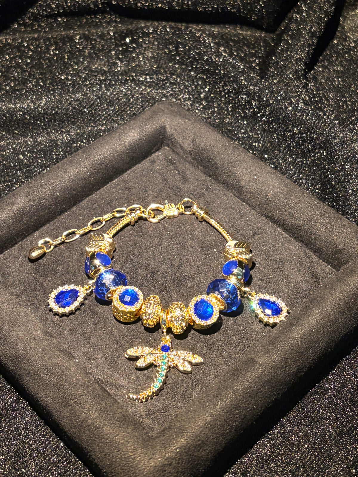 Women's Gold Tone Charm Bracelet, Sparkling Blue Bead & Dragonfly Rhinestone Charms Bangle for Daily Party Wear