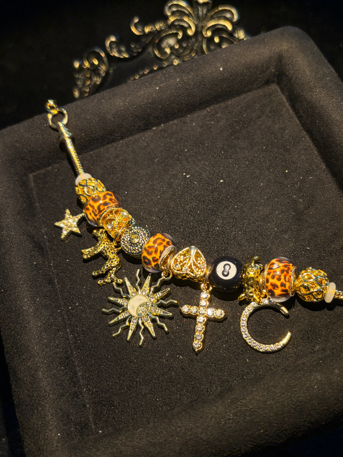 Women's Gold-Tone Leopard Print Charm Bracelet - Stackable Vintage Y2K Boho Beaded Bracelet with Sun, Moon, Star, Cross, Panther, 8-Ball Charms - Costume Jewelry Gift